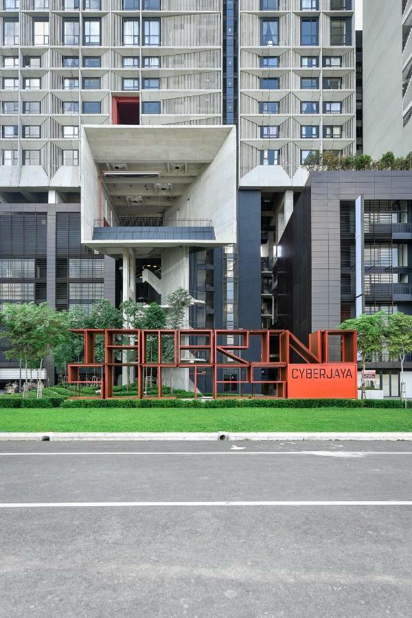 סיברג'איה Tamarind Suites By Subhome מראה חיצוני תמונה